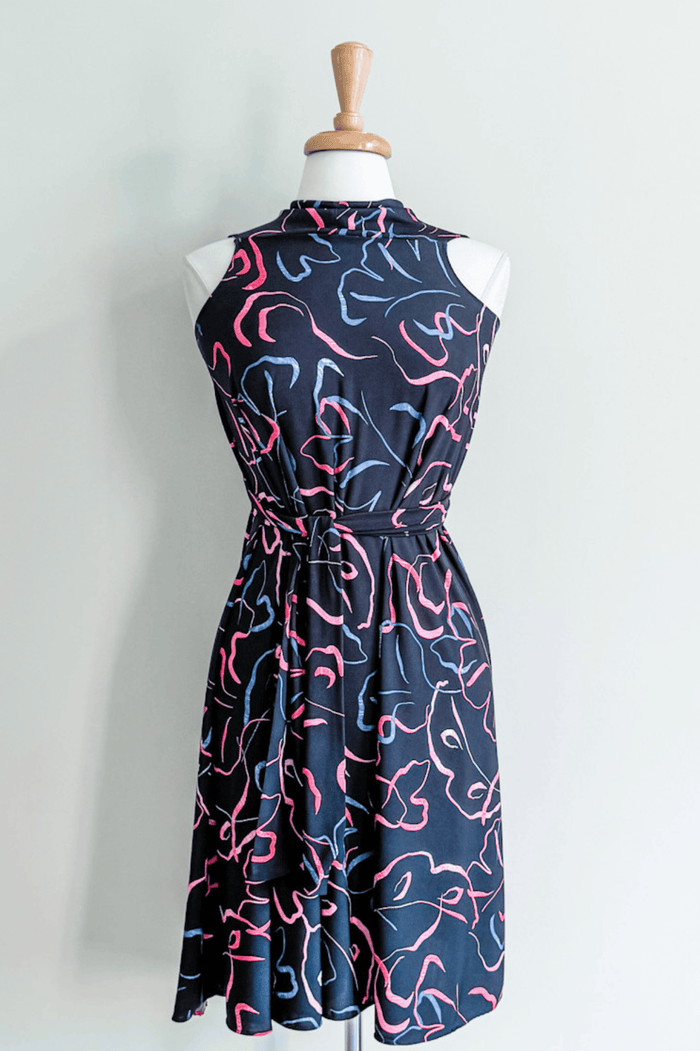Short Goddess Dress in Red Ribbon