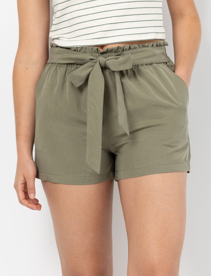Short taille élastique ceinture nouable