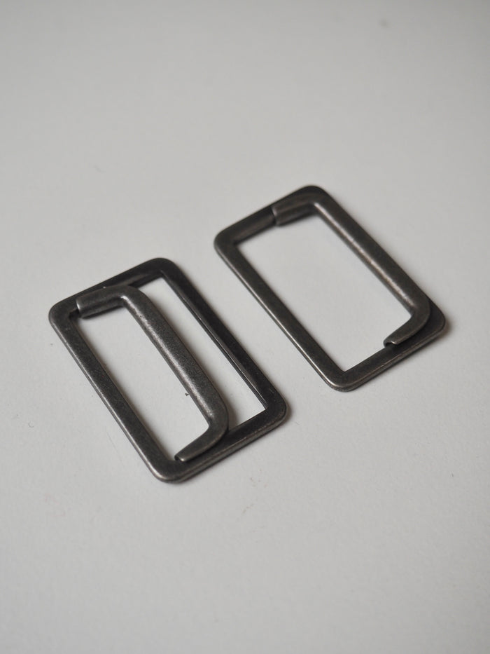 Soft Gunmetal Tri-Slider 30mm