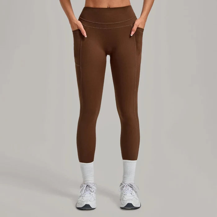 Brown / S