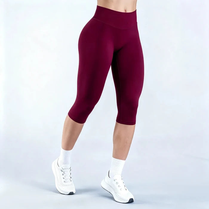 SPARK Women's Seamless Booty Lifting Yoga Capri RXW3003