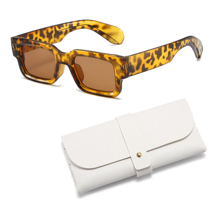 Leopard Frame Tea Chip