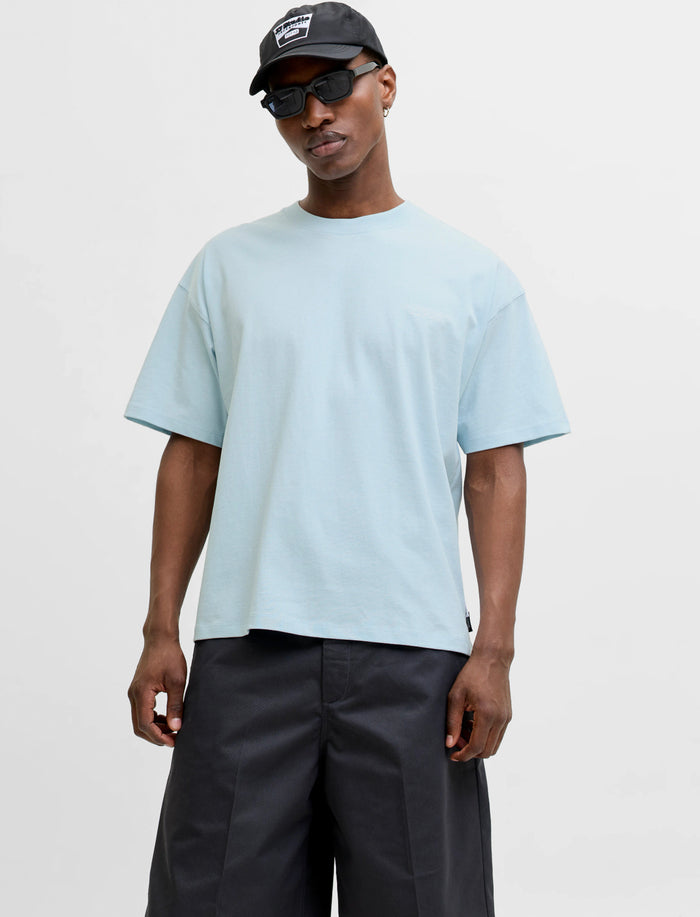 T-shirt imprimé au dos pour homme