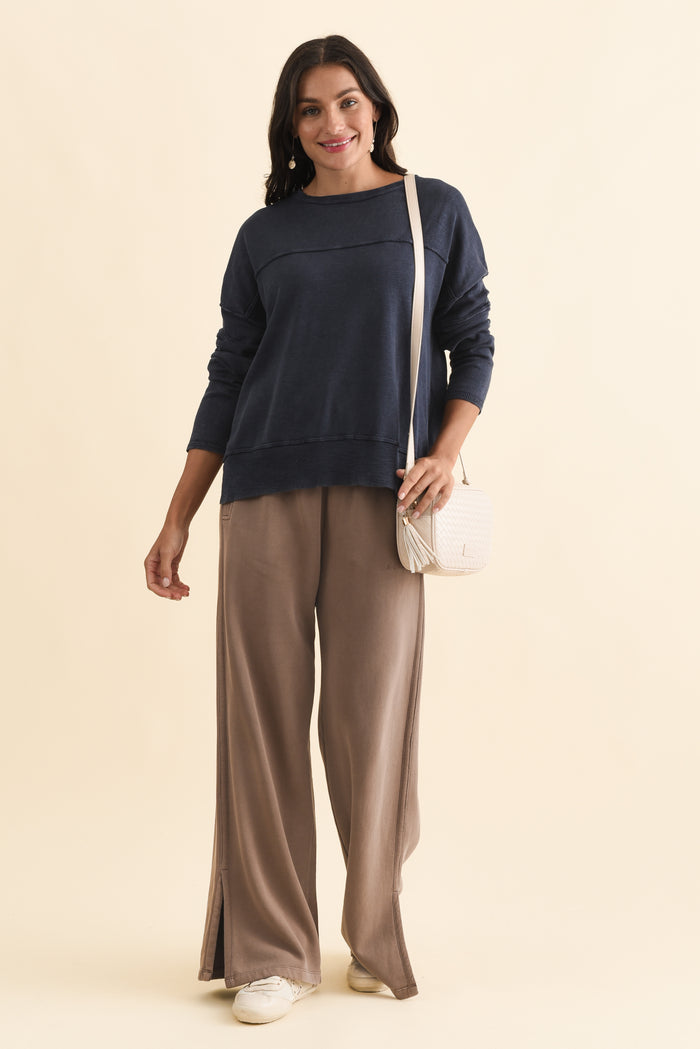 Venus Mocha Cotton Wide Leg Sweatpants,Brunette model,alt text|model:Brontie