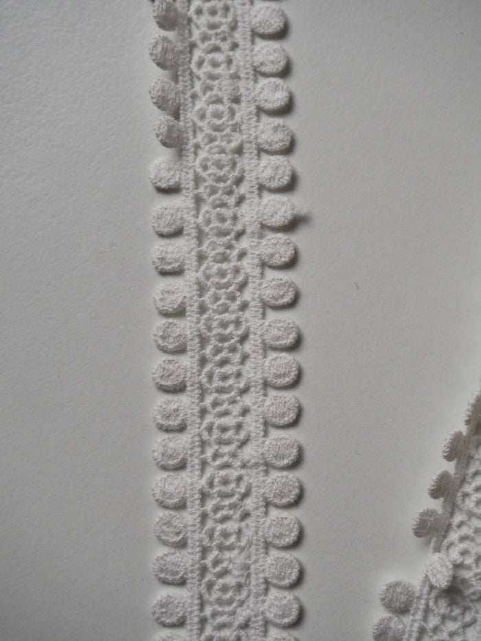 White Cotton Dot Scallop Lace Trim 25mm