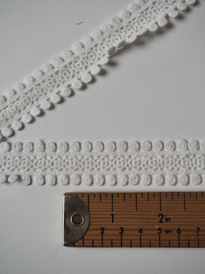 White Cotton Dot Scallop Lace Trim 25mm